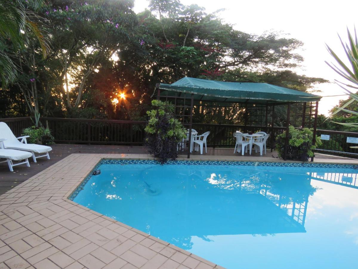 Mdoni House Guest Lodge Port Shepstone Extérieur photo