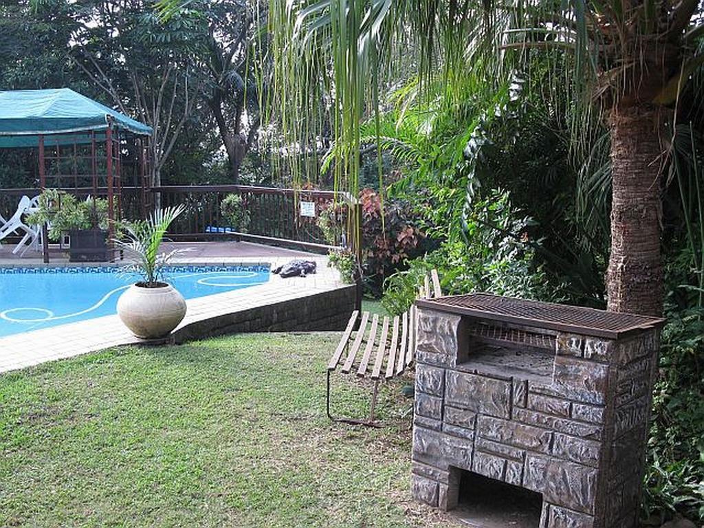 Mdoni House Guest Lodge Port Shepstone Extérieur photo