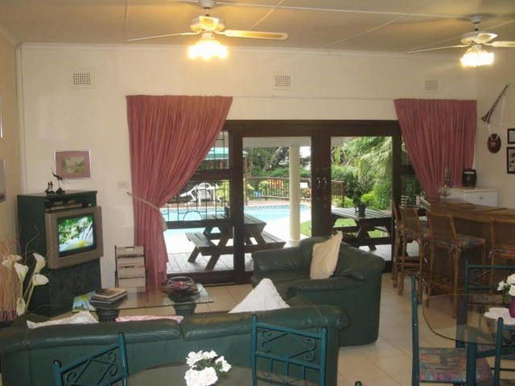 Mdoni House Guest Lodge Port Shepstone Extérieur photo